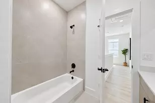 736 Curtin St, Houston, TX 77018 - Photo 20