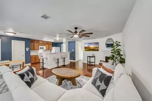 19819 Crested Hill Ln, Cypress, TX 77433 - Photo 2
