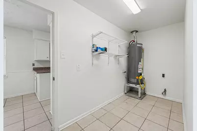 9315 Val Verde Street, Houston, TX 77063 - Photo 22