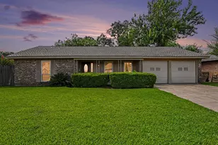 9315 Val Verde St, Houston, TX 77063 - Photo 26