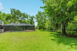 121 Catalpa St, Lake Jackson, TX 77566 - Photo 42