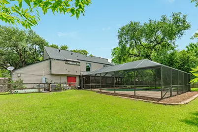 121 Catalpa Street, Lake Jackson, TX 77566 - Photo 40