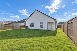 3206 Emerald Hls Dr, Angleton, TX 77515 - Photo 30