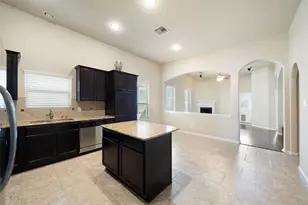 13206 Clover Creek Point Ln, Humble, TX 77346 - Photo 6