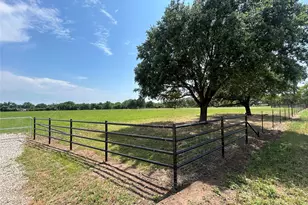 38785 Wiggins Rd, Hempstead, TX 77445 - Photo 1