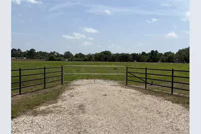 38785 Wiggins Road, Hempstead, TX 77445 - Photo 20