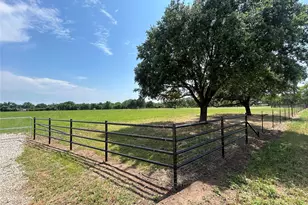 38785 Wiggins Rd, Hempstead, TX 77445 - Photo 1