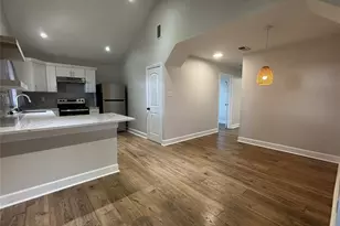 426 N Holland St, Bellville, TX 77418 - Photo 12