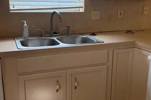 1158 Glenda St, Pearland, TX 77581 - Photo 4