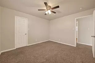 10 Ferguson St, Baytown, TX 77520 - Photo 20