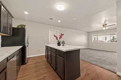 10 Ferguson Street, Baytown, TX 77520 - Photo 14