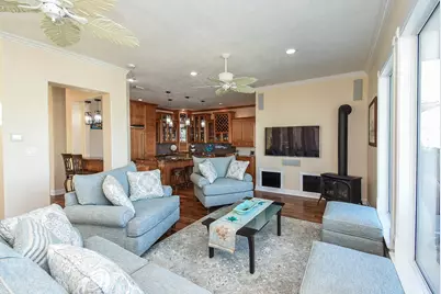 313 Harborside Circle, Kemah, TX 77565 - Photo 6