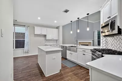 26 Ebony Oaks Place, The Woodlands, TX 77382 - Photo 1