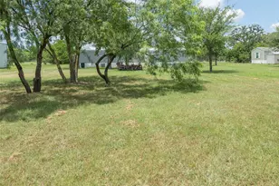 2592 Co Rd 152, Bedias, TX 77831 - Photo 36