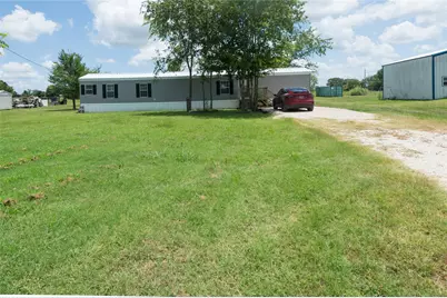 2592 County Road 152, Bedias, TX 77831 - Photo 38