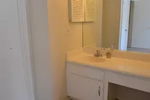 9200 W Bellfort Ave, Houston, TX 77031 - Photo 32