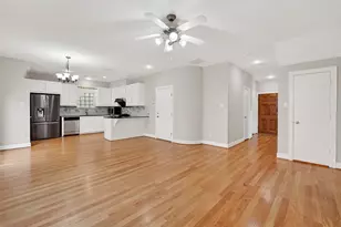 3718 Main Aspen Dr, Houston, TX 77025 - Photo 8