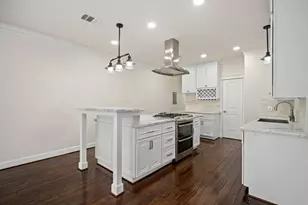 110 Kendall St, Houston, TX 77003 - Photo 8