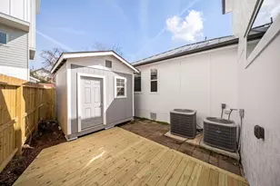 110 Kendall St, Houston, TX 77003 - Photo 32