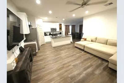 1044 Marina Bay Drive, Alvin, TX 77511 - Photo 2