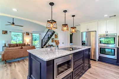 129 Springs Edge Drive, Conroe, TX 77356 - Photo 6