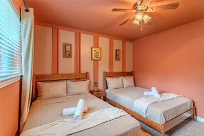 129 Springs Edge Drive, Conroe, TX 77356 - Photo 20