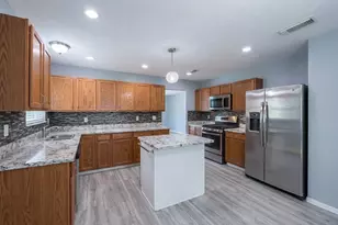 2447 Fox River Ln, Spring, TX 77386 - Photo 8