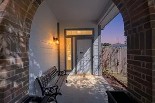 2447 Fox River Ln, Spring, TX 77386 - Photo 2