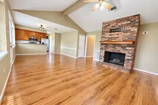 9943 Bayou Woods Dr, Baytown, TX 77521 - Photo 4