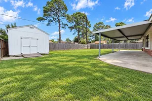 9943 Bayou Woods Dr, Baytown, TX 77521 - Photo 10