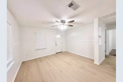 1121 N Chenango Street, Angleton, TX 77515 - Photo 2