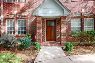 1205 El Camino Dr, Webster, TX 77058 - Photo 2