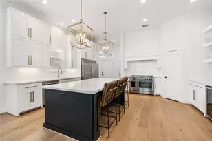 802 Aurora St, Houston, TX 77009 - Photo 4