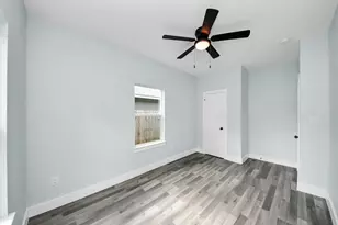 7502 Sandle St, Houston, TX 77088 - Photo 28