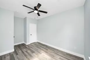 7502 Sandle St, Houston, TX 77088 - Photo 22
