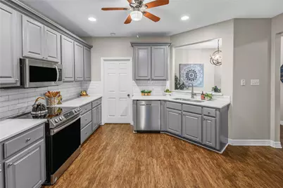 305 Chimney Hill Drive, College Station, TX 77840 - Photo 8