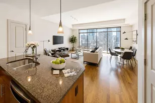 1400 McKinney St, Houston, TX 77010 - Photo 2
