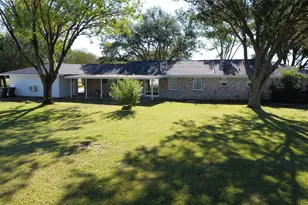 11703 Cherry Point Dr, Mont Belvieu, TX 77535 - Photo 6