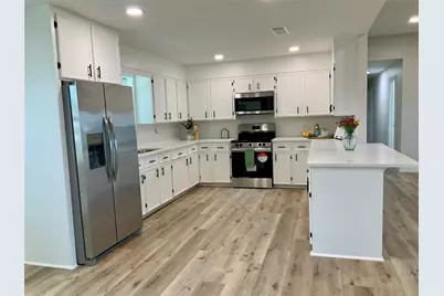 11703 Cherry Point Drive, Mont Belvieu, TX 77535 - Photo 16