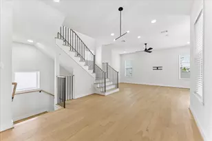 2204 Lou Ellen Ln, Houston, TX 77018 - Photo 18