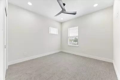 2204 Lou Ellen Lane #C, Houston, TX 77018 - Photo 30
