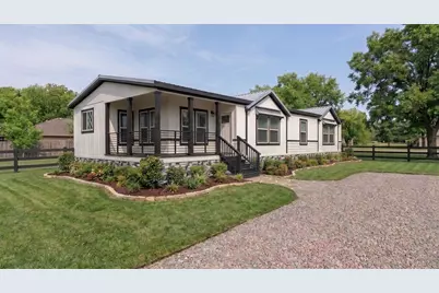 1017 Mustang Crossing Drive, Waller, TX 77484 - Photo 4
