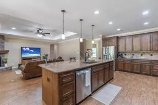 11508 Kirstens Ct, Montgomery, TX 77316 - Photo 12