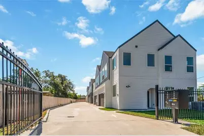 4710 Mallow Street #B, Houston, TX 77033 - Photo 1