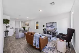 12924 Ami and Tami Pl, Houston, TX 77048 - Photo 6