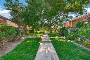 12667 Wellington Park Dr, Houston, TX 77072 - Photo 8