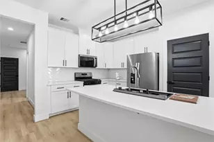 712 Delano St, Houston, TX 77003 - Photo 6