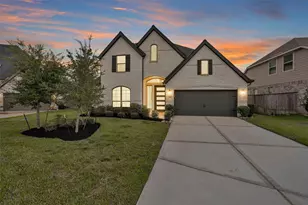 256 Conifer Cliff Dr, Montgomery, TX 77316 - Photo 2