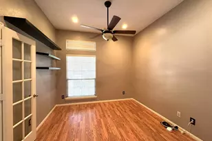 26026 Mills Ridge Ct, Kingwood, TX 77339 - Photo 18