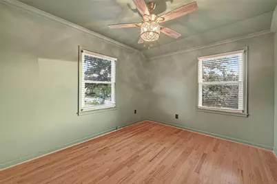 6405 Pinehurst Drive, Houston, TX 77023 - Photo 22